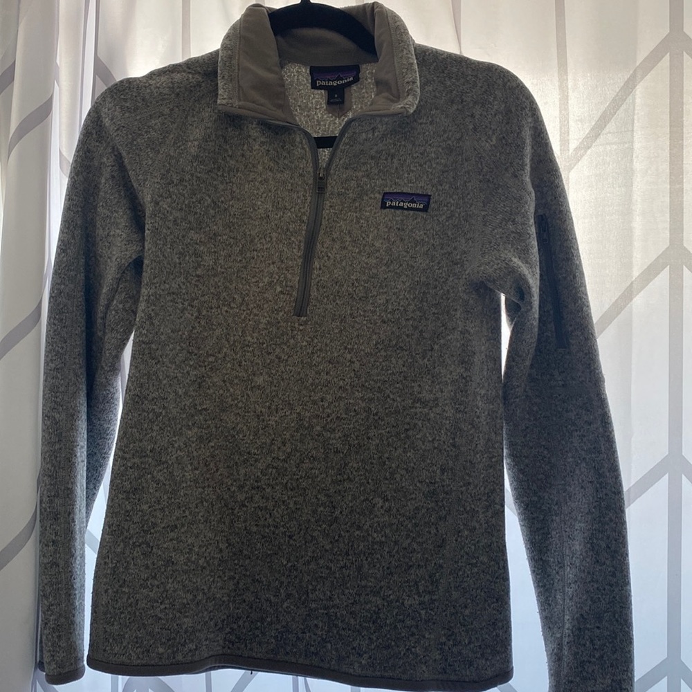 S Patagonia zip up, worn once!